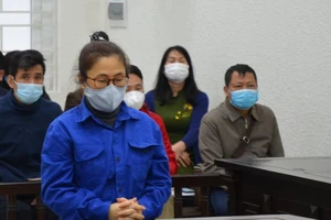 Cựu thiếu tá công an lừa đảo hơn 23 tỉ đồng bị phạt 19 năm tù