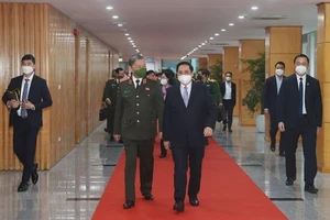 Thủ tướng: Xây dựng lực lượng công an ‘có bàn tay sạch và biết trọng danh dự'