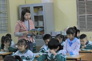 Có nhiều ca F0, nhiều tỉnh lùi thời gian học trực tiếp