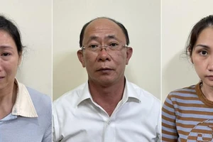 Cựu chủ tịch Tổng Công ty 3/2 và con gái bị khởi tố tội tham ô
