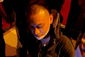 Bắt 2 nghi phạm gây ra vụ cướp ngân hàng táo tợn ở Hà Nội