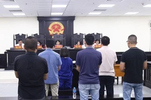 Xét xử cựu chủ tịch công ty chứng khoán trong vụ lừa đảo 300 tỉ đồng