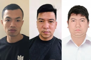 Triệt phá đường dây làm giả CMND từ chiếc ví bỏ quên ở ngân hàng