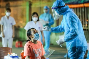 Vi phạm ‘rất nghiêm trọng’ về giá kit test COVID-19 tại Bộ Tài chính