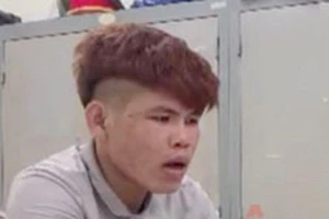 Cướp tiền của bé gái 9 tuổi rồi lẩn trốn vào trong rừng sâu