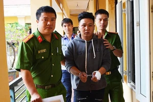 Lên Facebook viết ‘status vĩnh biệt’ rồi sát hại người yêu cũ