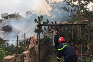 Hải Phòng: Đánh bất tỉnh 3 người rồi dùng xăng đốt phi tang