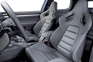 Chăm sóc ghế da xe hơi