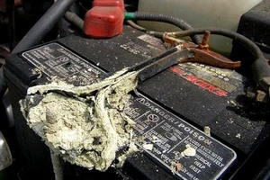 Ắc quy xe ô tô và những điều bạn cần biết