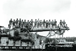 Đại pháo khổng lồ của Phát xít Đức rung chuyển Liên Xô một thời