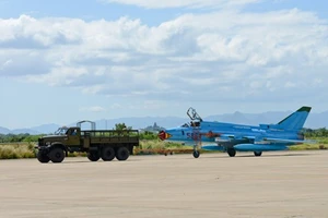 Hình ảnh bay huấn luyện Su-22 tại Trung đoàn không quân 937