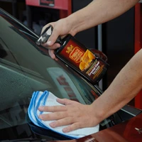 Kinh nghiệm xử lý kính chắn gió ô tô bị xước, mờ