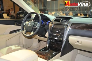Ngắm chi tiết Toyota Camry 2015 vừa ra mắt