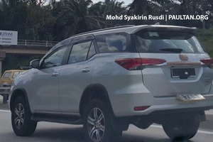  Toyota Fortuner 2016 tiếp tục lộ diện tại Malaysia, sắp về Việt Nam?