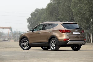 Chính thức ra mắt, Hyundai SantaFe 2016 giá từ 1,1 tỷ đồng