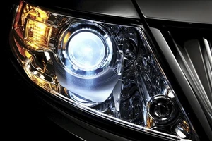 Tìm hiểu cách bảo dưỡng và chăm sóc đèn pha ô tô