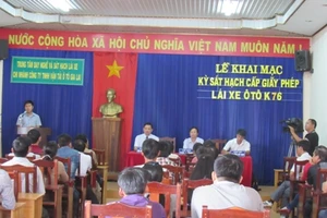 Thi lái xe được cấp giấy phép lái xe trong 2 tiếng đồng hồ