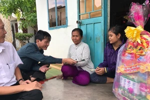 Hơn 30 triệu đồng hỗ trợ 3 cháu bé mồ côi 