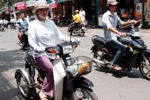 Người khuyết tật có được cấp giấy phép lái xe?