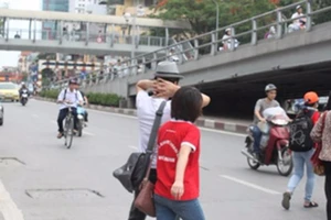 Đi bộ cũng phải đúng luật