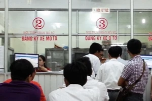 Cấp lại giấy đăng ký xe bị mất như thế nào?