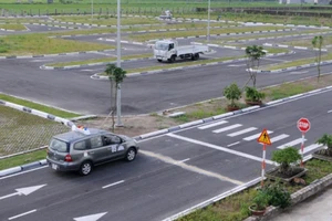 Quy trình sát hạch lái xe được thực hiện như thế nào?