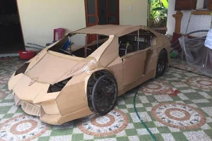 Siêu xe Lamborghini bằng bìa giấy carton gây bão MXH
