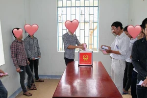 Tôi đi làm công tác bầu cử: Chuyện giờ G mới kể