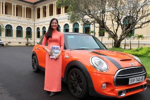 Tác giả trong một chuyến du lịch.