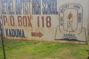 Trường trung học Baptist Bethel (tây bắc Nigeria) - nơi bị các tên cướp có vũ trang tấn công, bắt cóc học sinh hôm 5-7. Ảnh: AFP