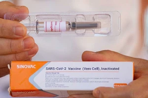 Vaccine ngừa COVID-19 sử dụng công nghệ virus bất hoạt mang tên CoronaVac của hãng Sinovac (Trung Quốc). Ảnh: CGTN