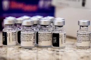 Vaccine ngừa COVID-19 của liên danh Pfizer/BioNTech. Ảnh: BLOOMBERG