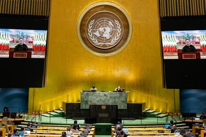 Ông U Kyaw Tint Swe phát biểu tại kỳ họp thứ 75 của Đại hội đồng LHQ (năm 2020) với tư cách Bộ trưởng Văn phòng Cố vấn Nhà nước Myanmar. Ảnh: LHQ