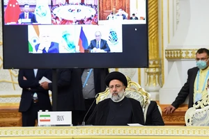 Tổng thống Iran Ebrahim Raisi tại hội nghị thượng đỉnh Tổ chức Hợp tác Thượng Hải ở Tajikistan hôm 17-9. Ảnh: REUTERS