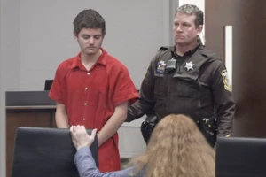 FBI phát hiện âm mưu ám sát ông Trump