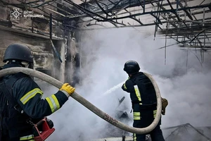 Ukraine báo cáo đợt tấn công UAV lớn chưa từng có từ Nga