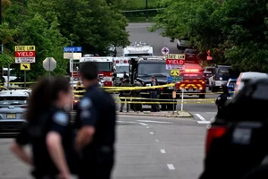 Mỹ: Tấn công bom xăng vào đoàn tuần hành ủng hộ con tin Israel, có người nguy kịch