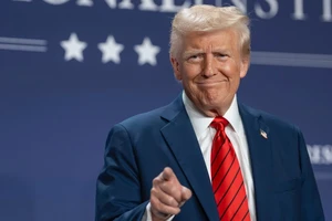 Ông Trump: Iran đã không nắm cơ hội, Israel sẽ còn tấn công 