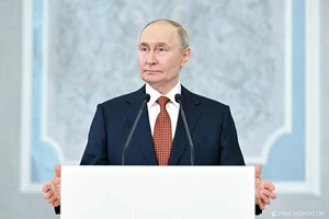 Ông Putin chỉ trích NATO hung hăng và lừa dối Nga