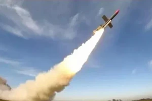 Ông Zelensky: Ukraine thử thành công, gấp rút sản xuất tên lửa hành trình tầm xa Flamingo