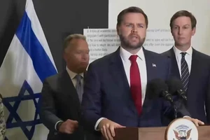 Phó Tổng thống Mỹ sang Israel, cảnh báo Hamas 
