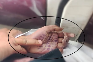 Nữ bác sĩ viết thư tuyệt mệnh trên tay tố bị cảnh sát cưỡng hiếp