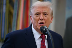 Ông Trump ký lệnh đưa thêm 7 nước vào danh sách bị cấm nhập cảnh vào Mỹ