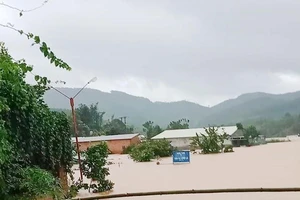 Nhiều thủy điện ở Kon Tum đồng loạt xả lũ