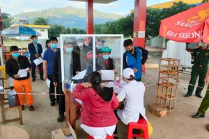 Kon Tum: Hoàn trả không được 5,3 tỉ đồng tiền chênh lệch xét nghiệm COVID-19