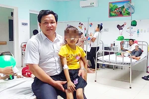 Kon Tum: Chiếm đoạt tiền của nạn nhân rồi gọi điện xin lỗi, trả lại 35 triệu đồng