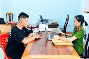 1 thanh niên bị khởi tố vì đập phá di tích Tây Sơn Thượng Đạo