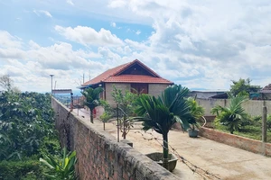 Công an TP Pleiku bắt vụ đánh bạc quy mô lớn, tạm giữ 41 người