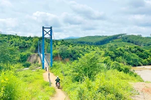 Chủ đầu tư thủy điện cam kết tài trợ làm cầu rồi thất hứa