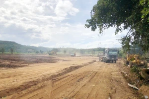 Điều tra vụ thuê nhiều máy san ủi đất trái phép tại rừng phòng hộ Chư Sê